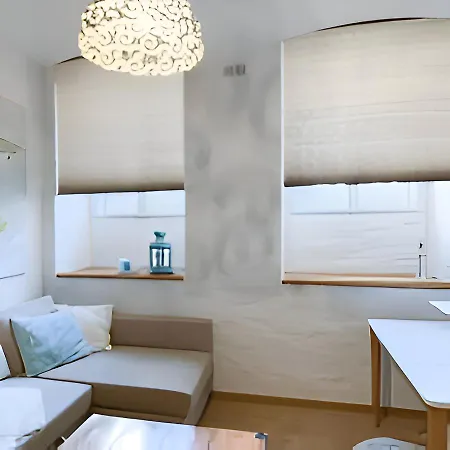 Апартаменты Cute Old Town Location Cozy Братислава